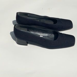 Vintage Stuart Weitzman low heels